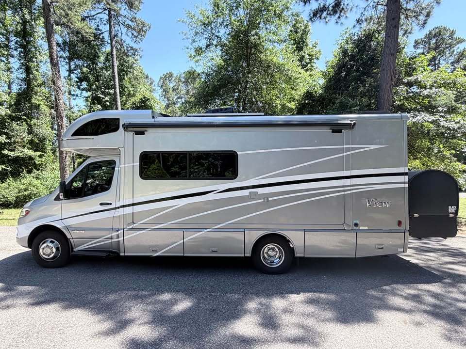 2021 Winnebago VIEW 24D RV