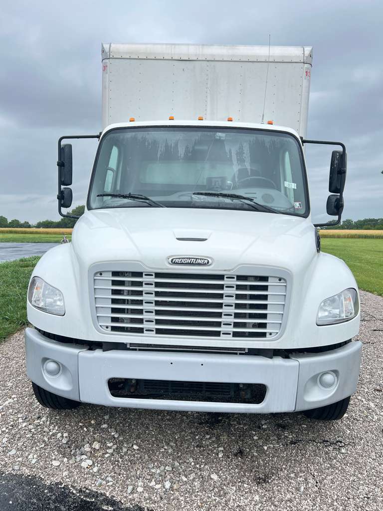2022 FREIGHTLINER Business Class M2 106 in Bowling Green, KY