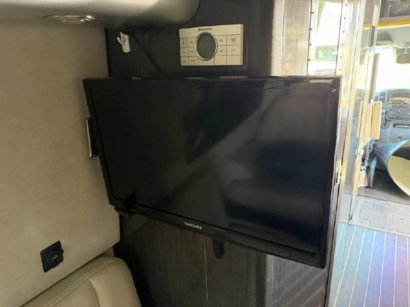 2017 AIRSTREAM INTERSTATE 24 GRAND TOUR EXT