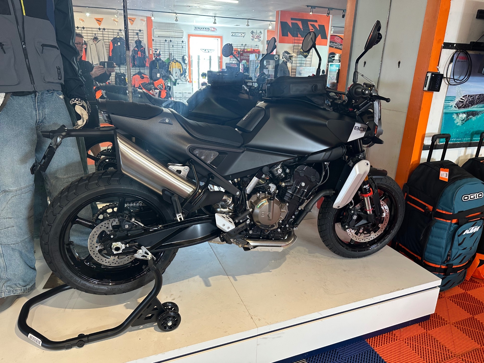 2025 Husqvarna Svartpilen 801 801 in Easton, MD