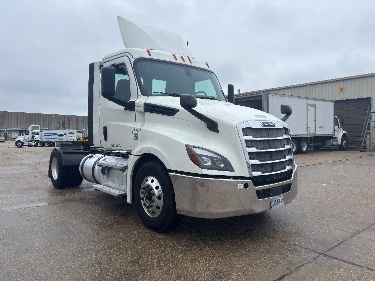 2019 FREIGHTLINER CASCADIA 126 in Hammond, LA