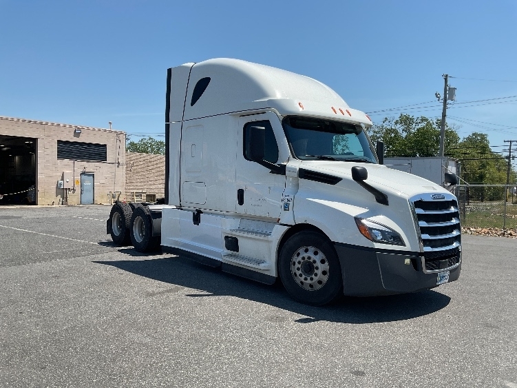 2023 FREIGHTLINER CASCADIA 126 in Millville, NJ