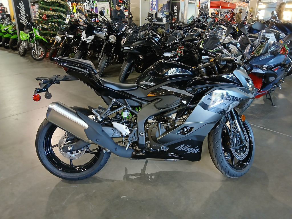 Gray Ninja ZX-4RR For Sale Near 32904 - Kawasaki Motorcycles