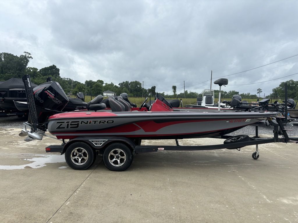 2023 Nitro Z19 in guntersville AL