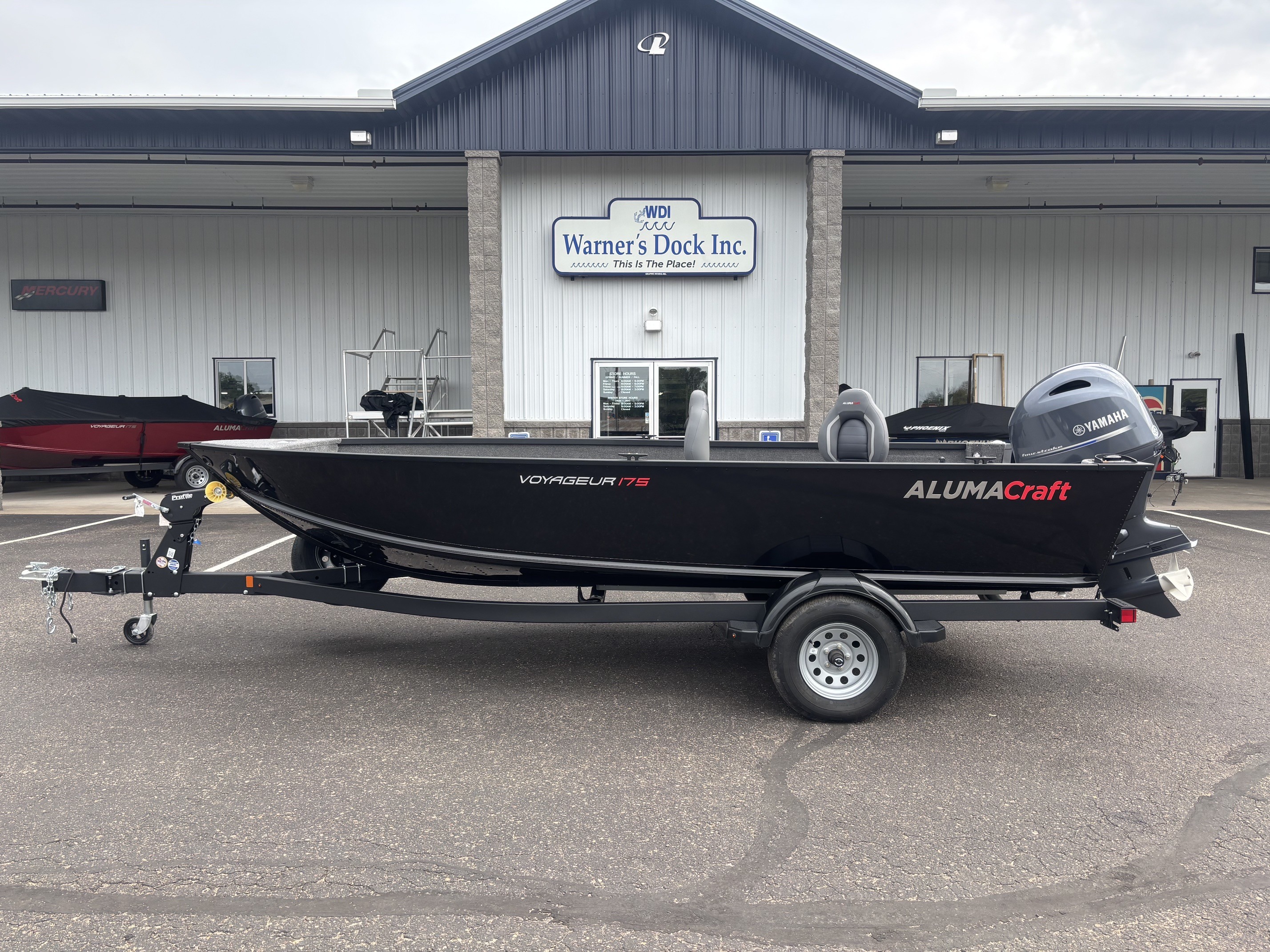 2026 Alumacraft Voyageur 175 Tiller in new richmond WI