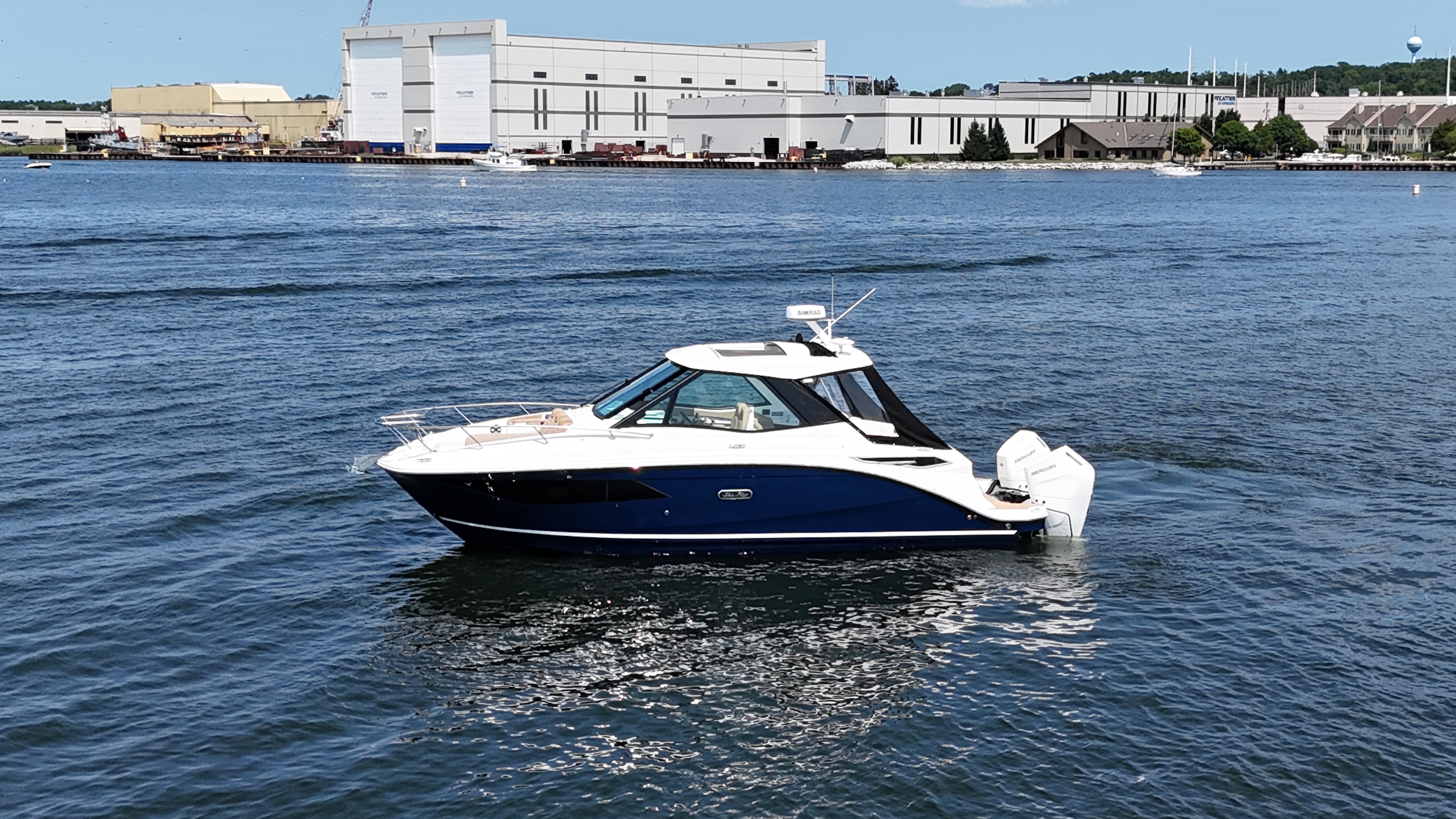 2026 Sea Ray Sundancer 320 Outboard 390 in sturgeon bay WI