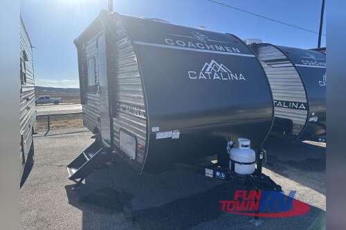 2026 Coachmen Rv Catalina Summit Series 7 134RDX in buckner MO