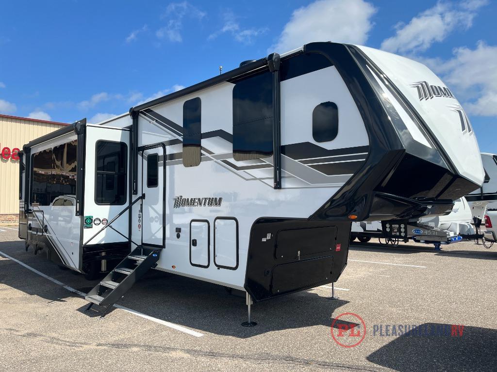 2026 Grand Design Momentum M-Class 395MS in brainerd MN