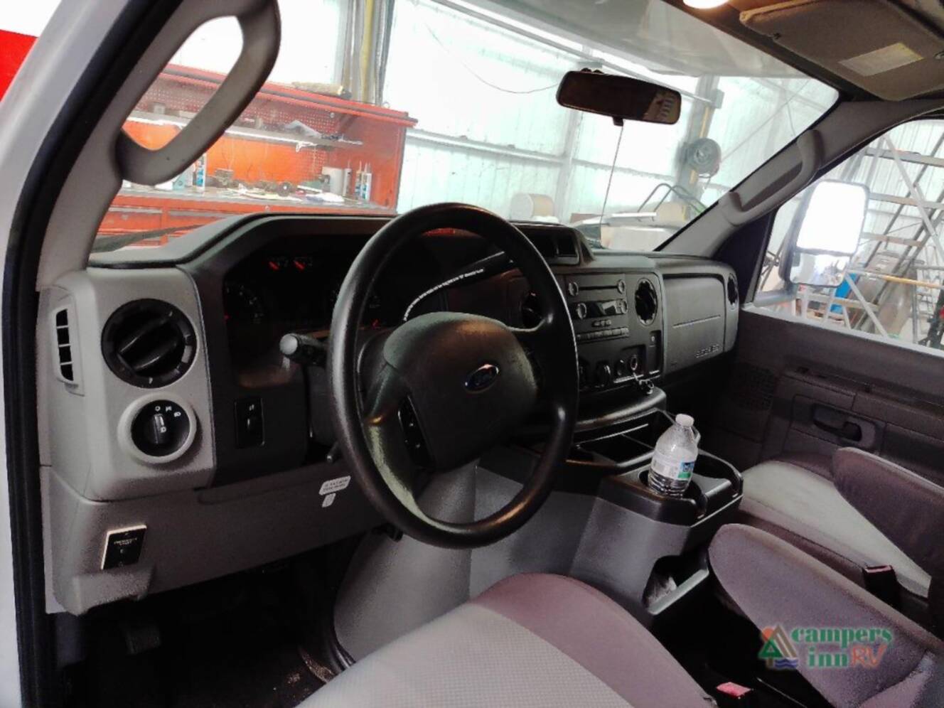 A photo of this 2016 Thor Motor Coach Majestic M-28A