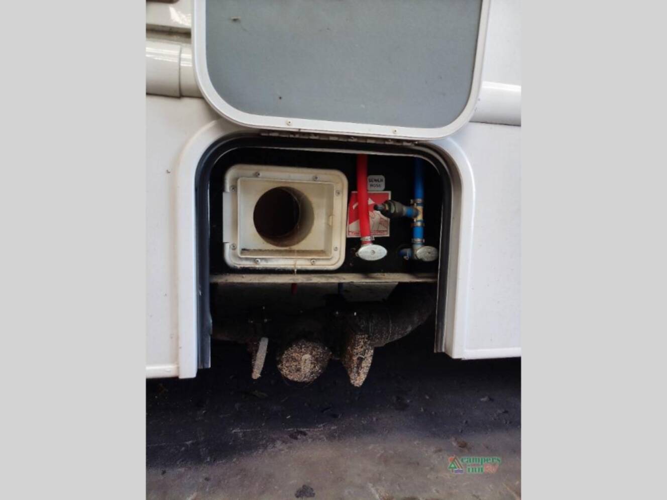 A photo of this 2016 Thor Motor Coach Majestic M-28A