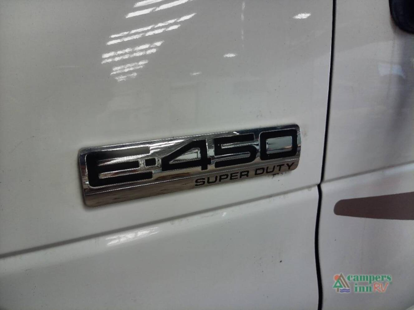 A photo of this 2016 Thor Motor Coach Majestic M-28A