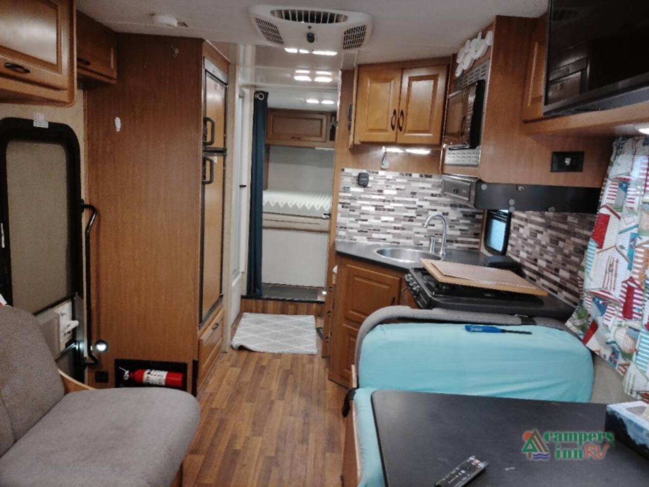 A photo of this 2016 Thor Motor Coach Majestic M-28A