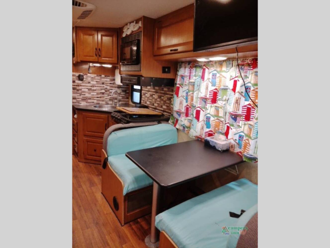 A photo of this 2016 Thor Motor Coach Majestic M-28A
