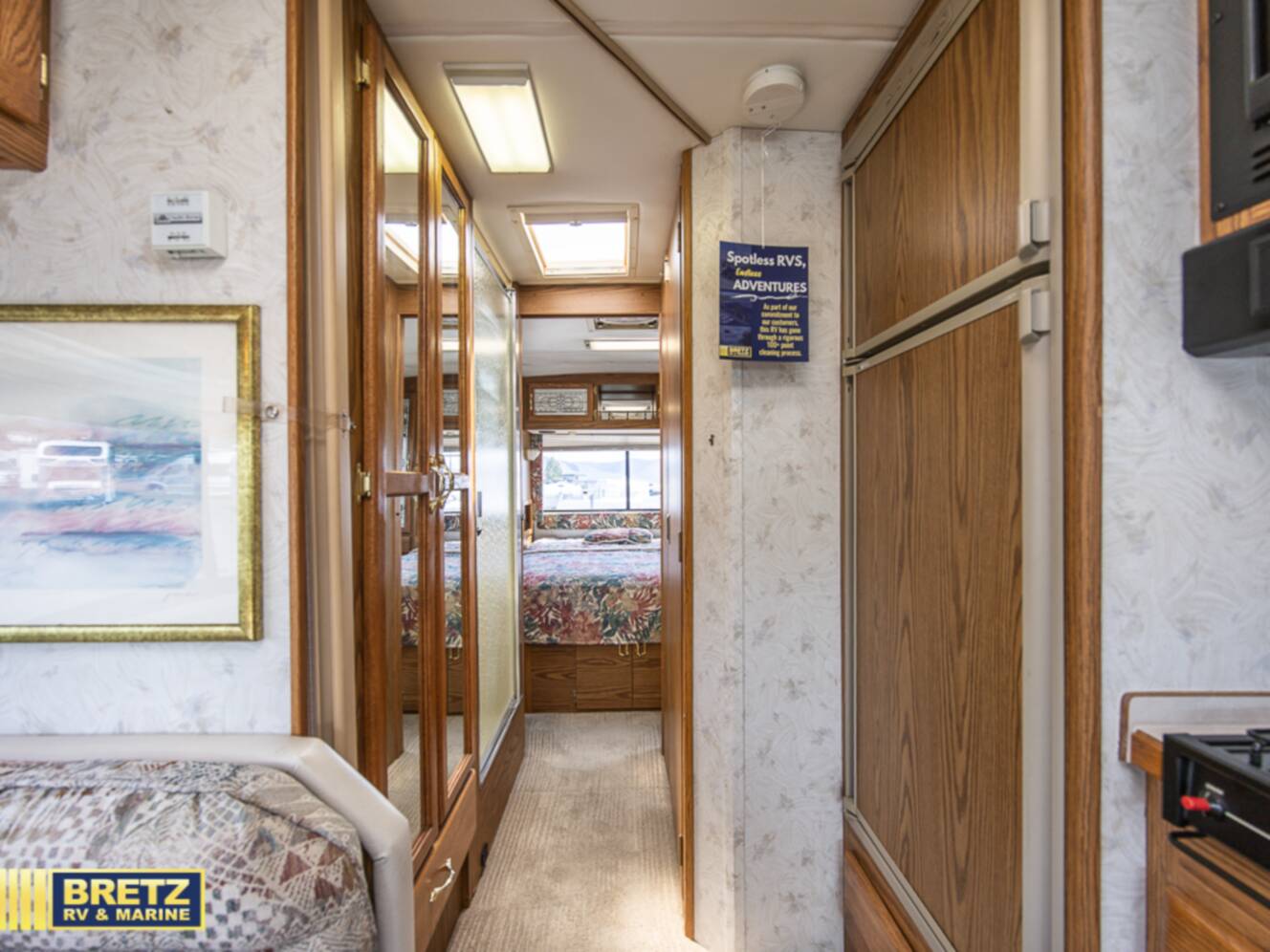 A photo of this 1996 Airstream Airstream Landyacht