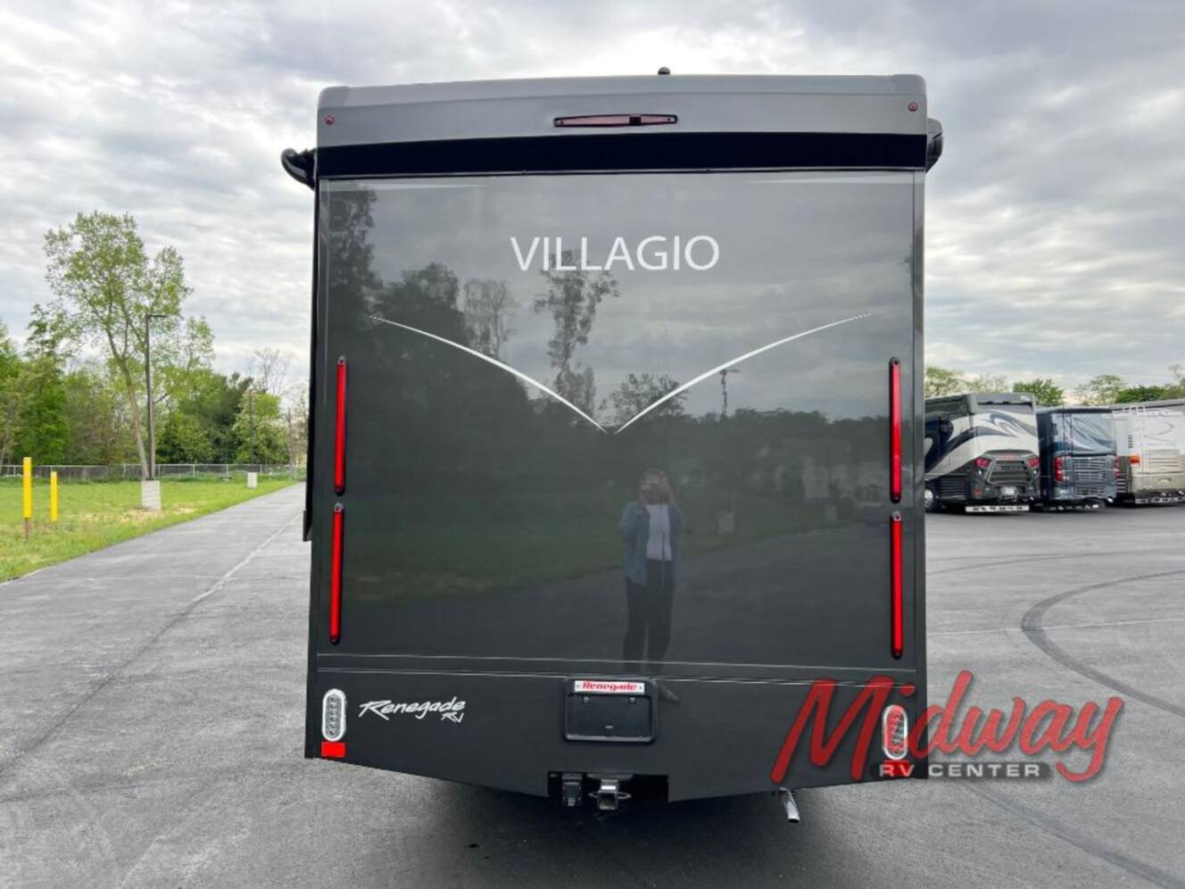 A photo of this 2027 Renegade Villagio 25FWC