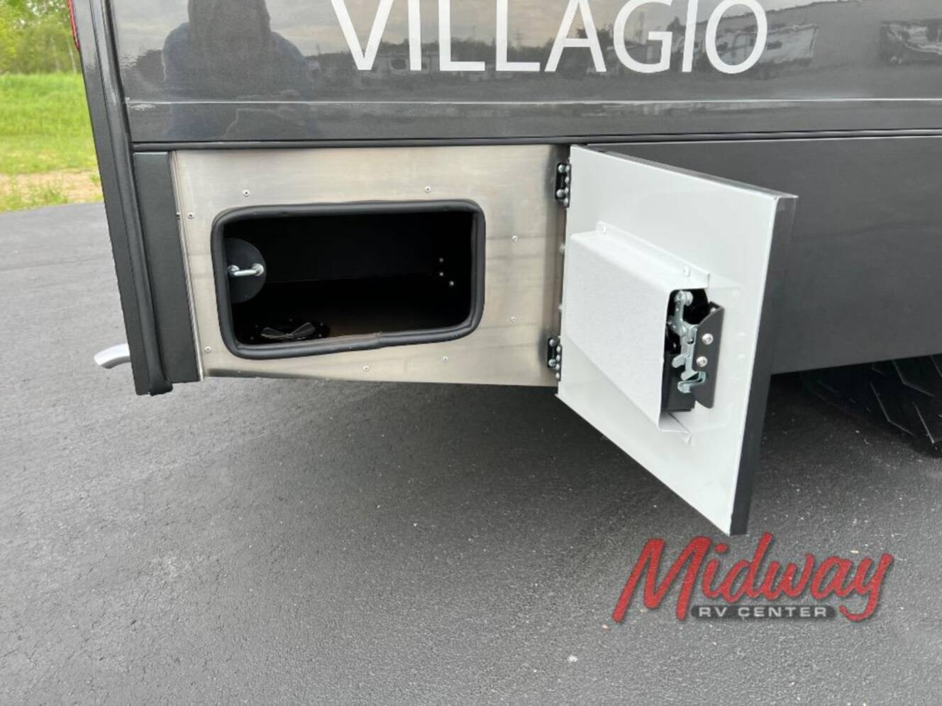 A photo of this 2027 Renegade Villagio 25FWC