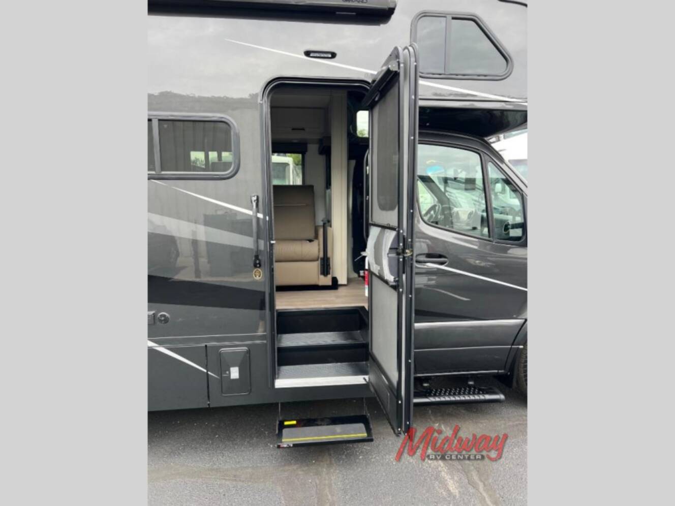 A photo of this 2027 Renegade Villagio 25FWC