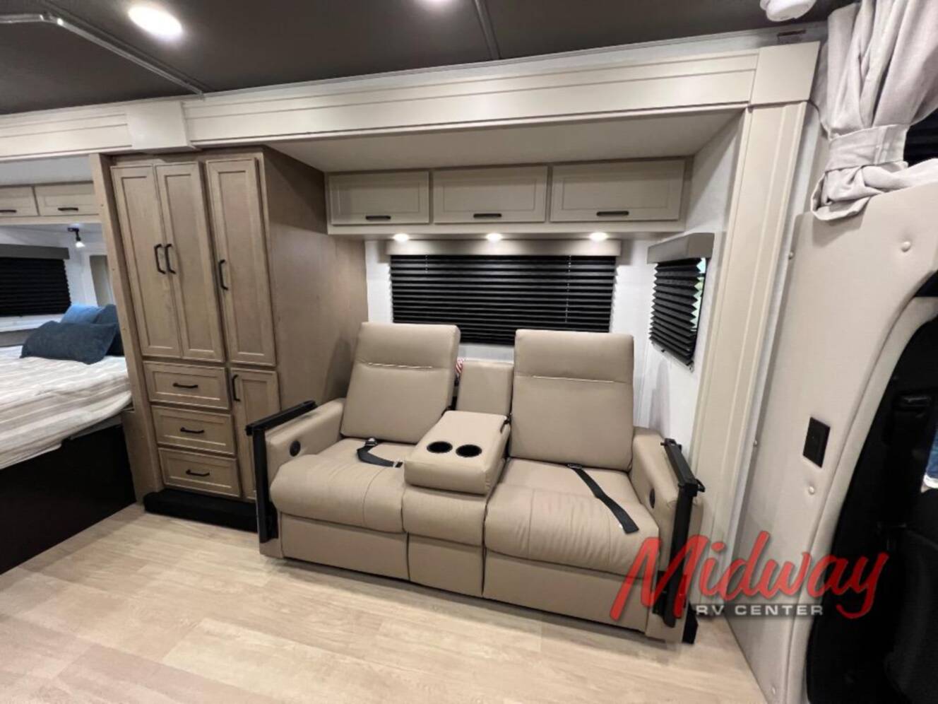 A photo of this 2027 Renegade Villagio 25FWC