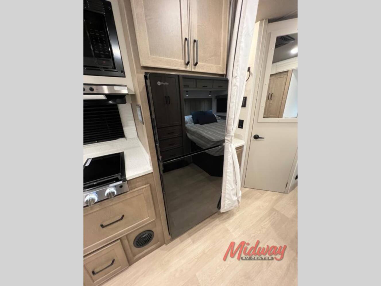 A photo of this 2027 Renegade Villagio 25FWC