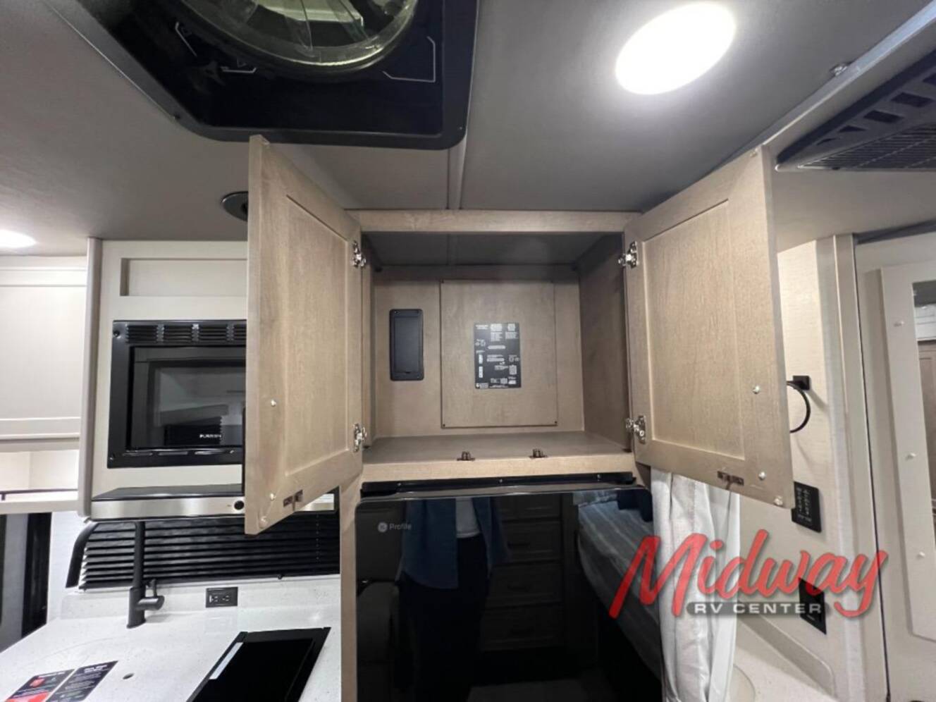 A photo of this 2027 Renegade Villagio 25FWC