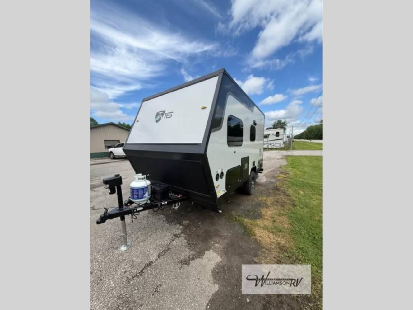 A photo of this 2027 Trailmanor TM 16