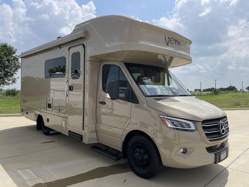 2026 Renegade Vienna 25RMC RV