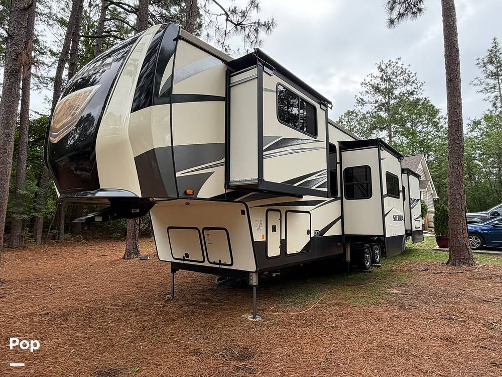 2020 Forest River Sierra 38FKOK in west columbia SC