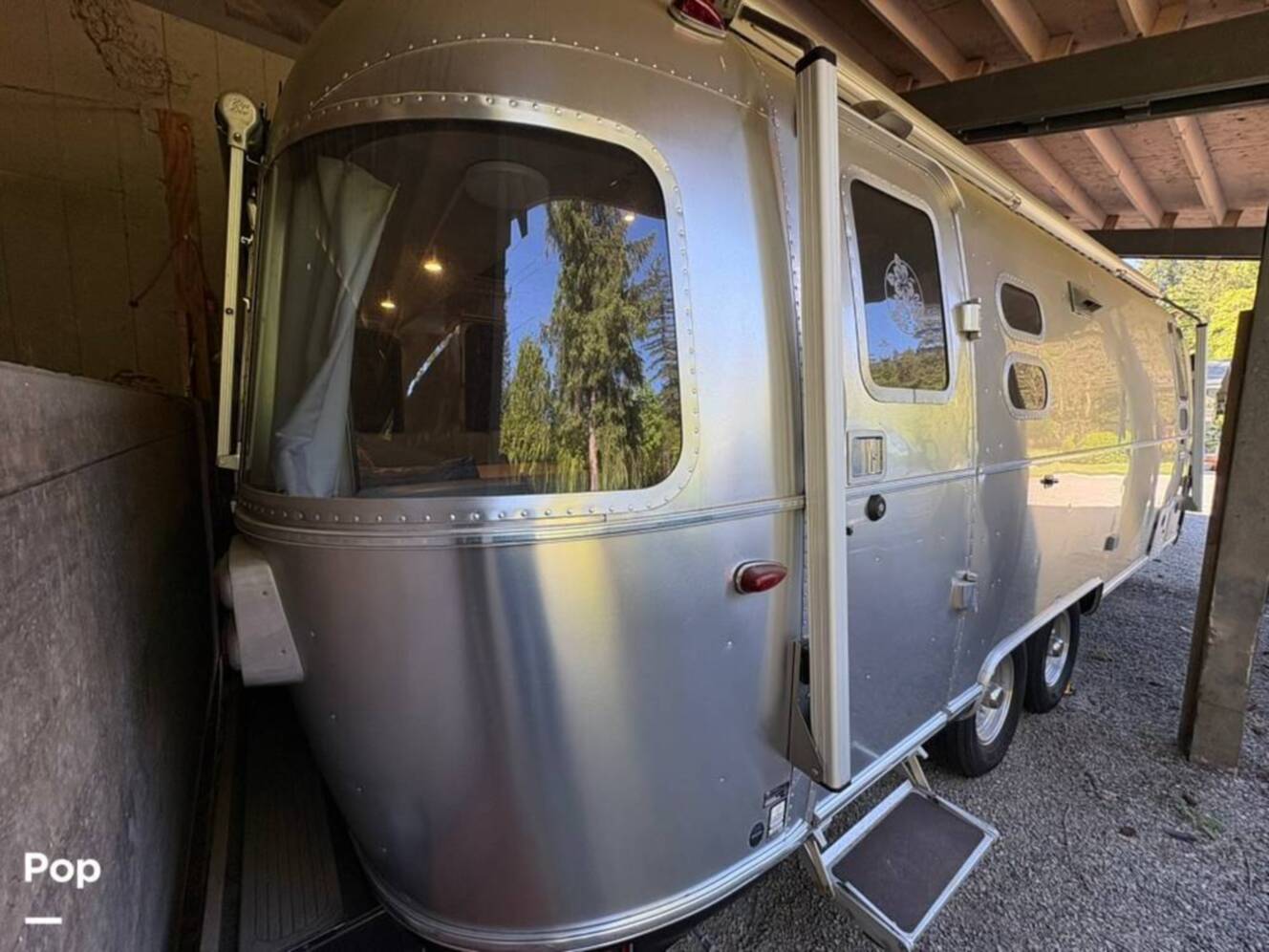 A photo of this 2021 Airstream International 25FB Twin Rear Hatch