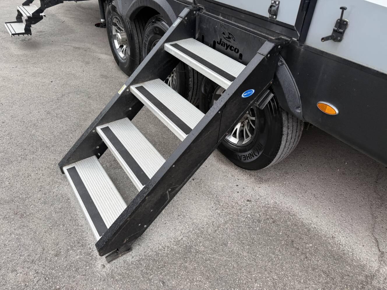 A photo of this 2019 Jayco SEISMIC 4013