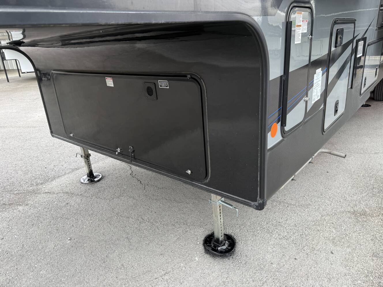 A photo of this 2019 Jayco SEISMIC 4013
