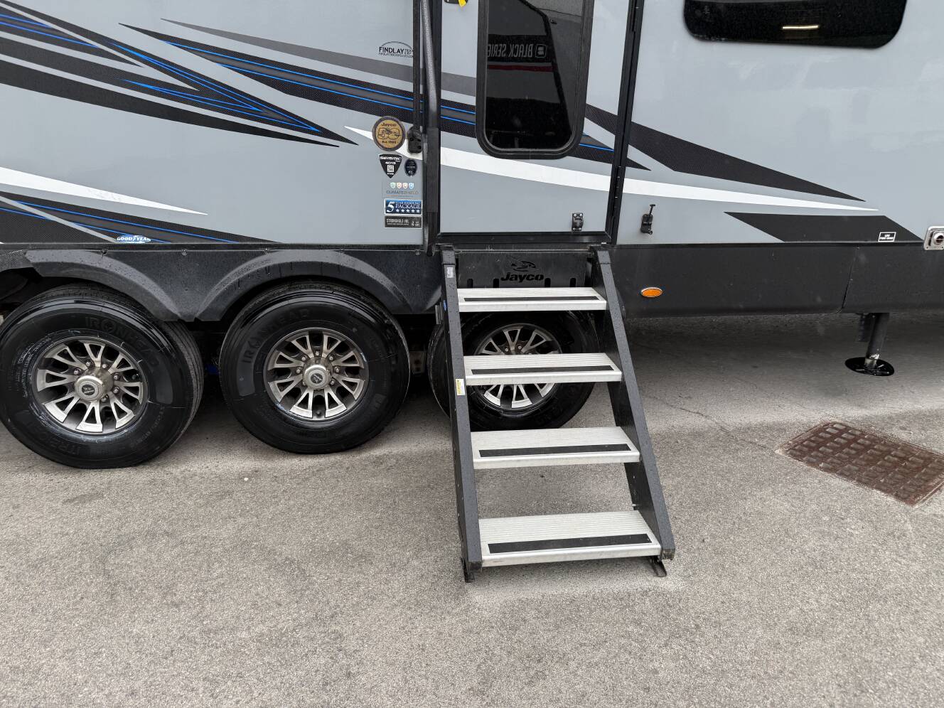 A photo of this 2019 Jayco SEISMIC 4013