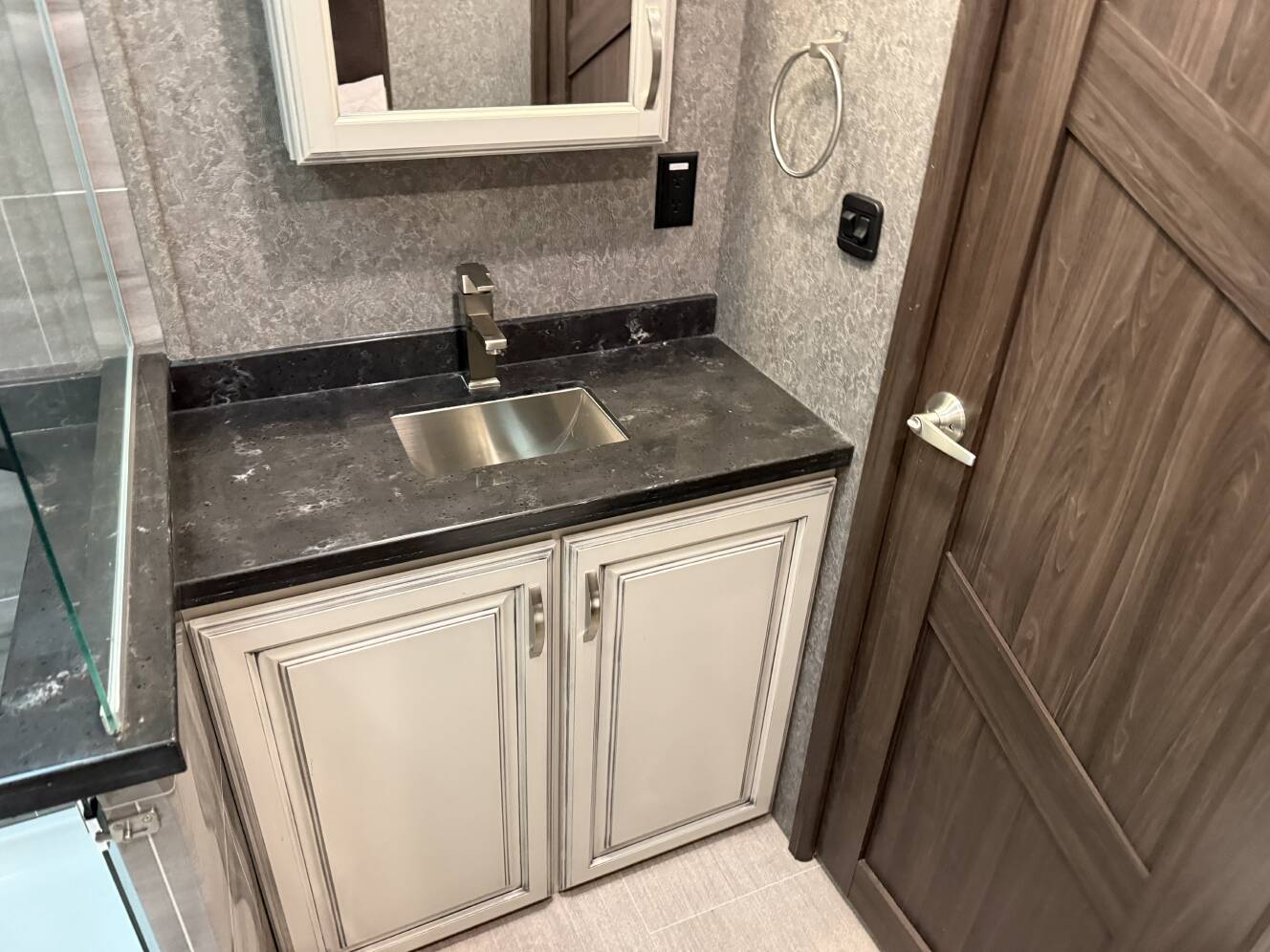 A photo of this 2019 Jayco SEISMIC 4013