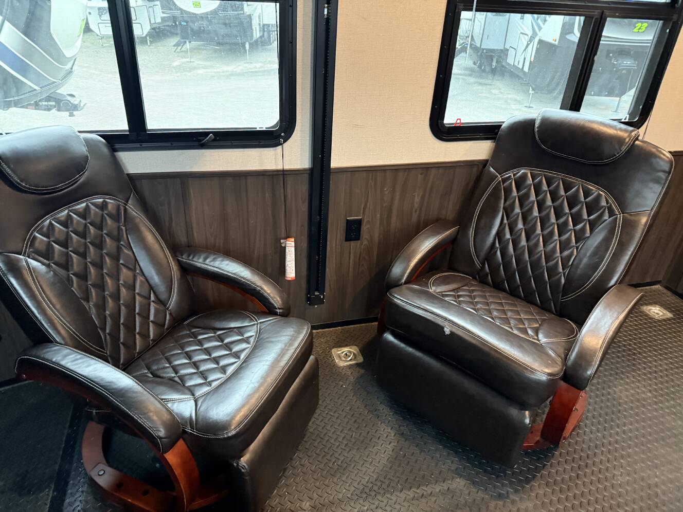 A photo of this 2019 Jayco SEISMIC 4013