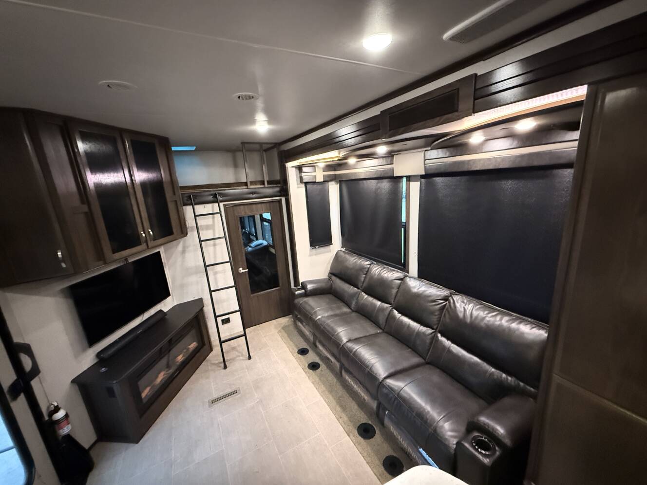 A photo of this 2019 Jayco SEISMIC 4013