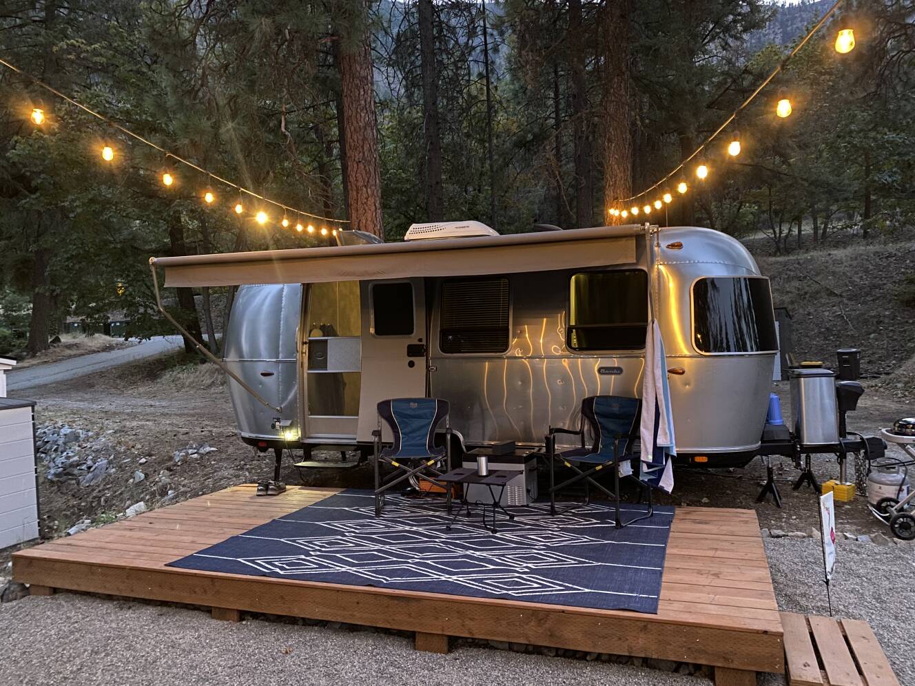 A photo of this 2020 Airstream BAMBI 22FB