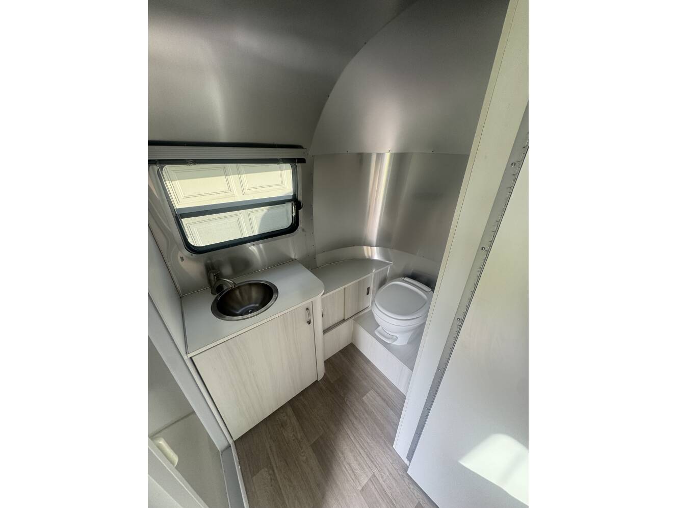 A photo of this 2020 Airstream BAMBI 22FB