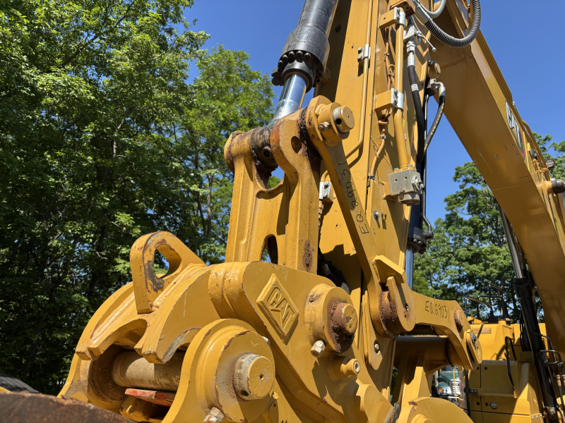 2026 CATERPILLAR 325