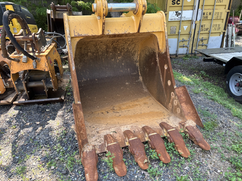 2026 CATERPILLAR 325