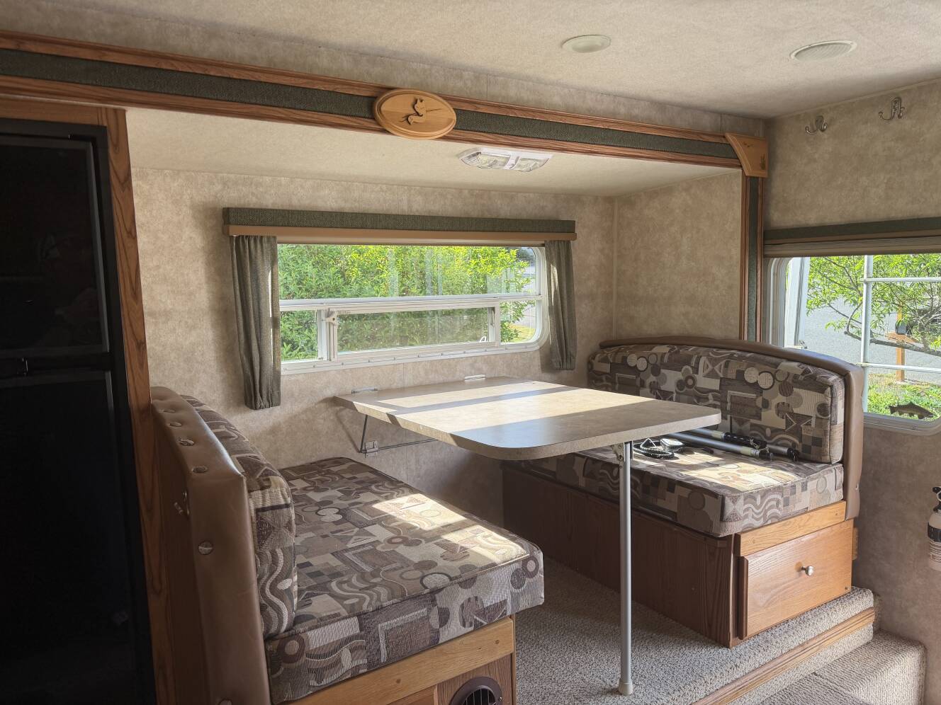 A photo of this 2009 Northwood Mfg ARCTIC FOX CAMPER 990