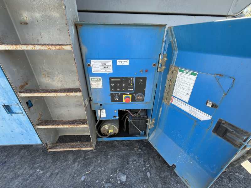 2005 GENIE GS-4390 RT