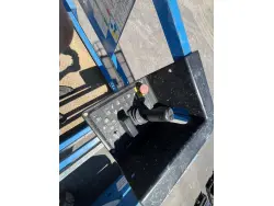 2005 GENIE GS-4390 RT