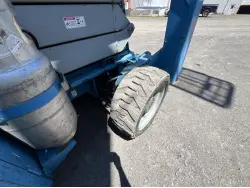 2005 GENIE GS-4390 RT