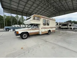 1986 TRAVELMASTER SAVANNAH 205RK