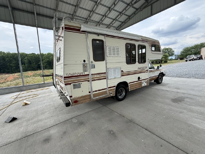 1986 TRAVELMASTER SAVANNAH 205RK