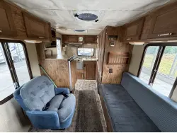 1986 TRAVELMASTER SAVANNAH 205RK