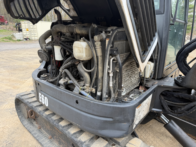 2010 BOBCAT E60