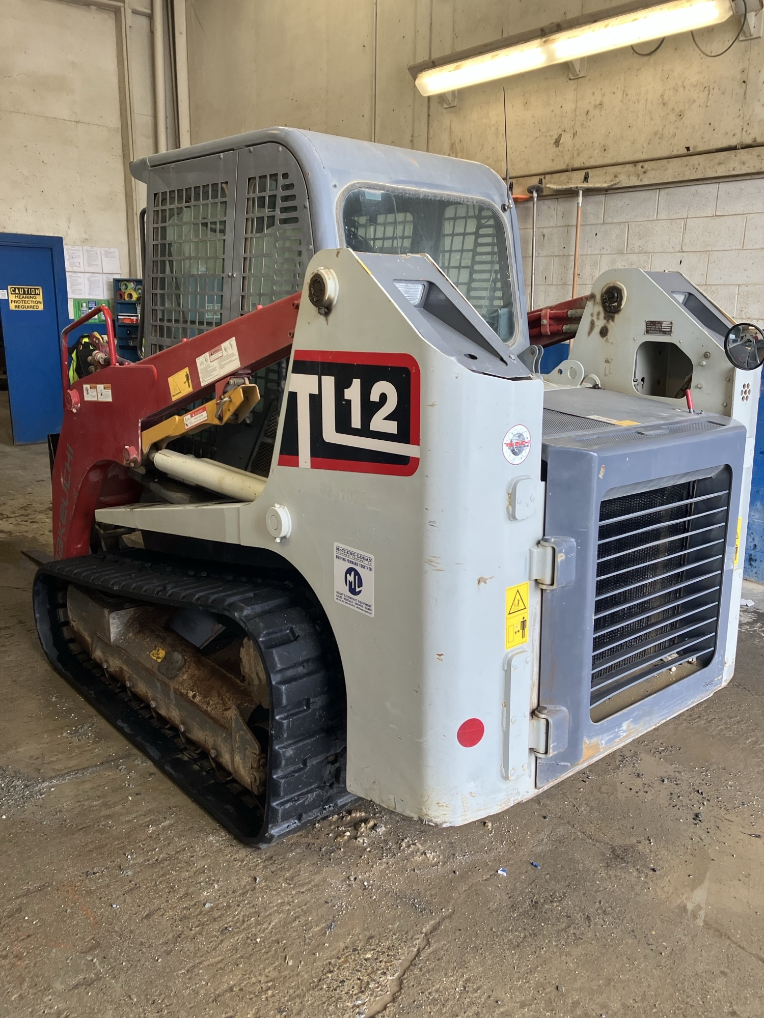 2016 TAKEUCHI TL12 in Spring City, PA