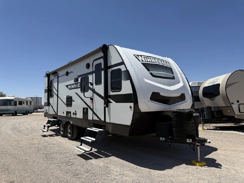 2023 WINNEBAGO MINNIE 2500FL