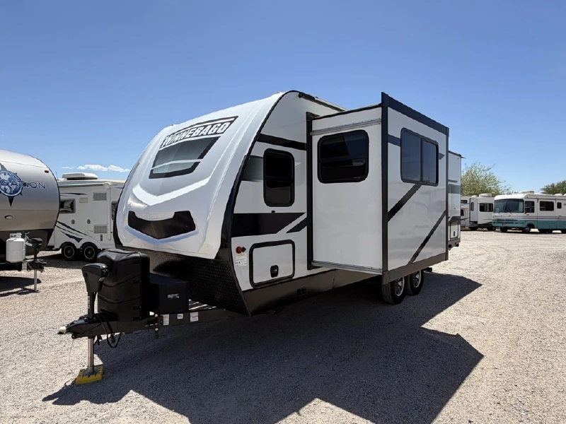 2023 WINNEBAGO MINNIE 2500FL