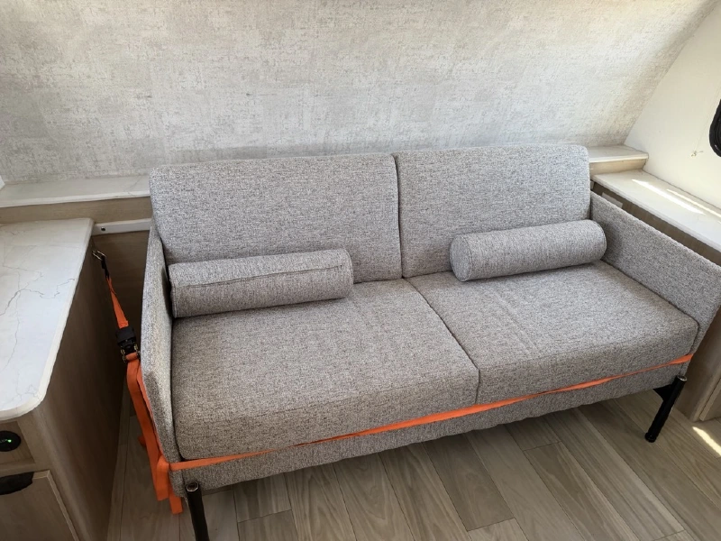 2023 WINNEBAGO MINNIE 2500FL